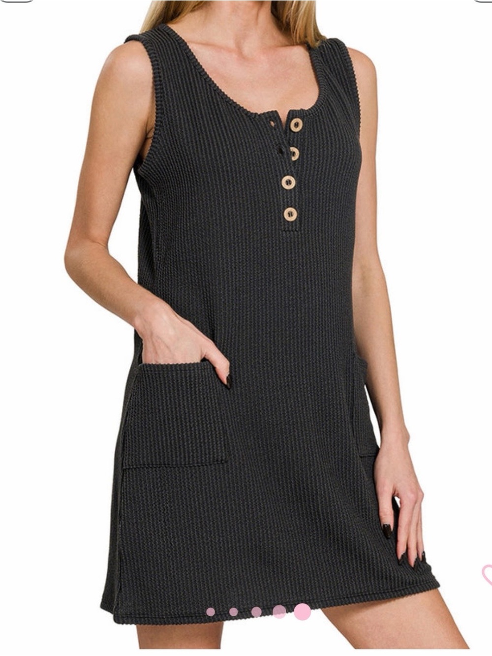 Zenana Outfitters Black Sleeveless Knit Pocket Dress